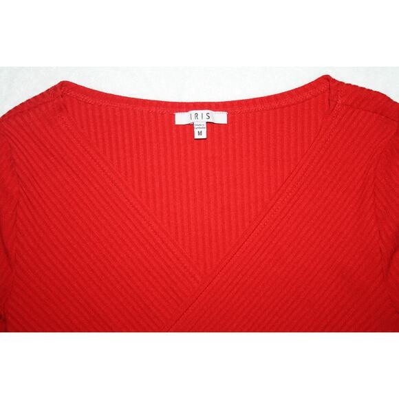 Women's Red Crop Top / V Neck / Short Sleeve / Iris / Size: M / Solid - Picture 2 of 5